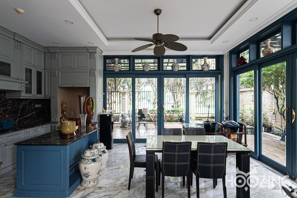 6 bedrooms Villa in District 7, Ho Chi Minh, Vietnam No. 31438