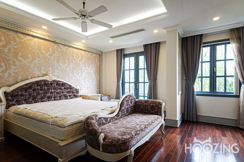 6 bedrooms Villa in District 7, Ho Chi Minh, Vietnam No. 31438