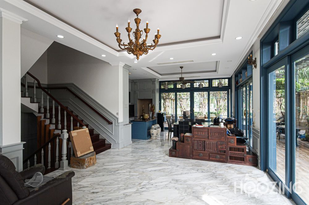 6 bedrooms Villa in District 7, Ho Chi Minh, Vietnam No. 31438