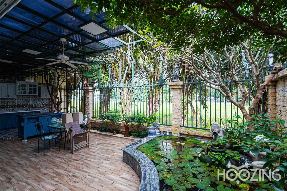 6 bedrooms Villa in District 7, Ho Chi Minh, Vietnam No. 31438