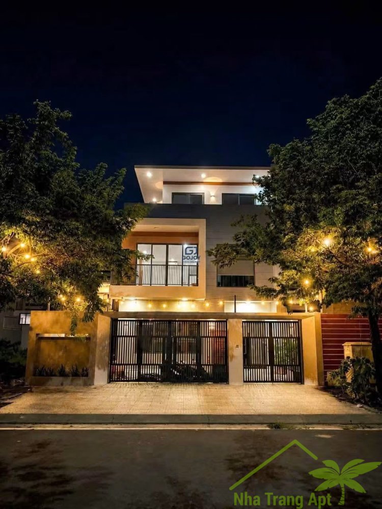 6 bedrooms Villa in Nha Trang, Vietnam No. 31680