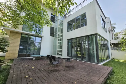 4 bedrooms Villa in Thu Duc, Ho Chi Minh, Vietnam No. 31576