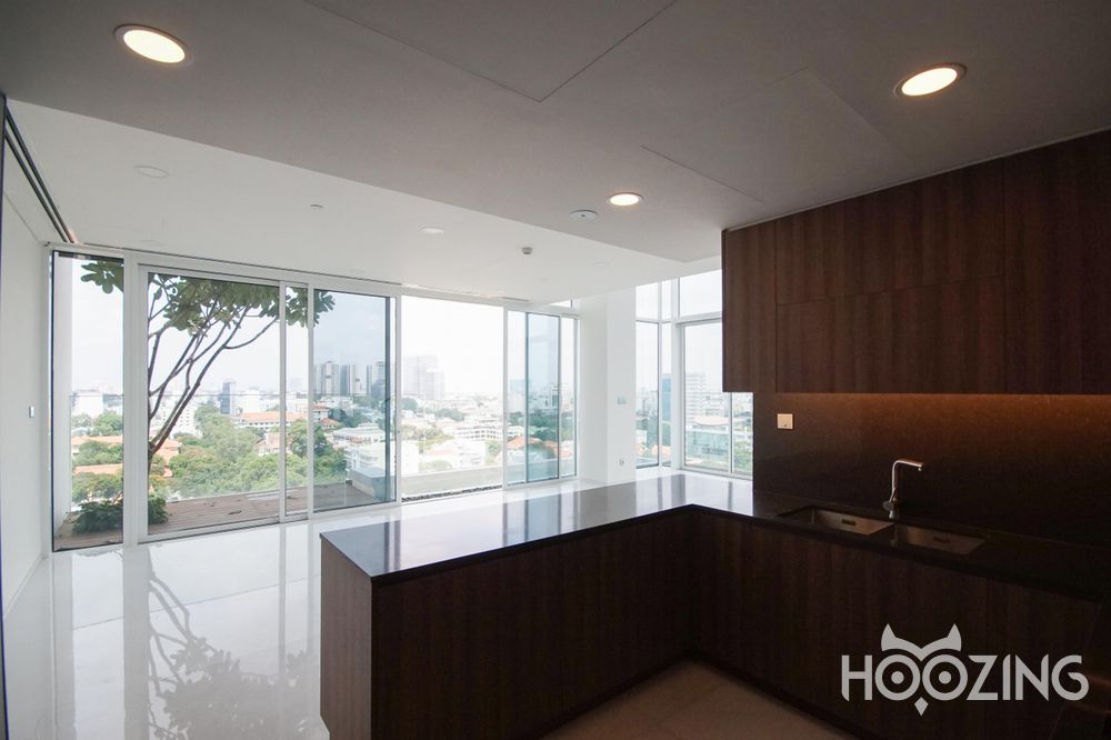 4 bedrooms Apartment in District 3, Ho Chi Minh, Vietnam No. 31479