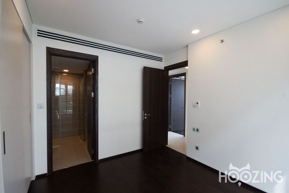 4 bedrooms Apartment in District 3, Ho Chi Minh, Vietnam No. 31479