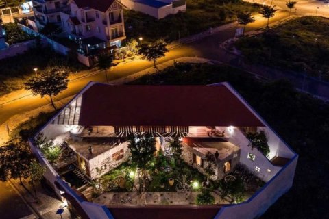 4 bedrooms Villa in Nha Trang, Vietnam No. 31659