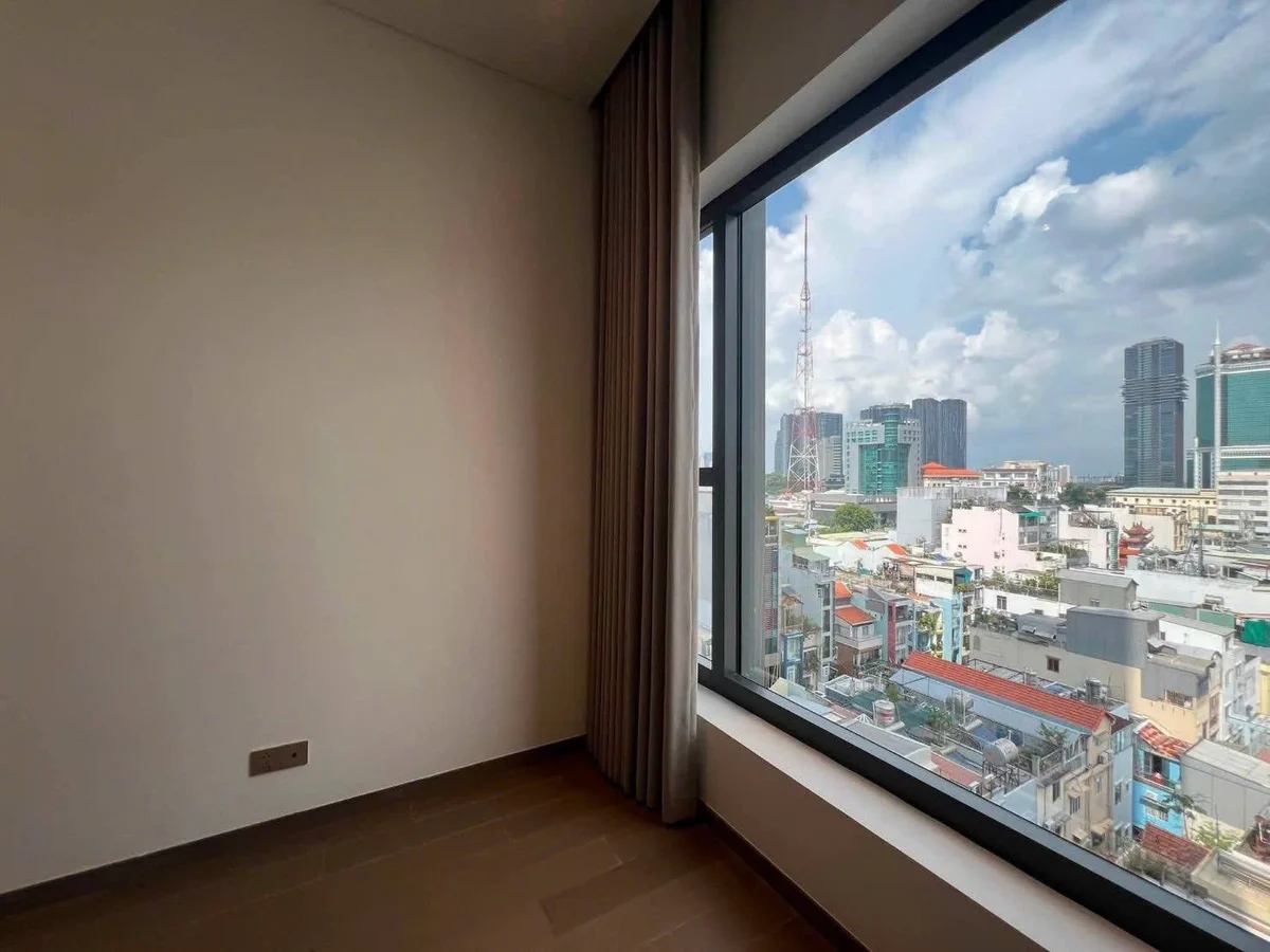 4 bedrooms Apartment in District 1, Ho Chi Minh, Vietnam No. 31803