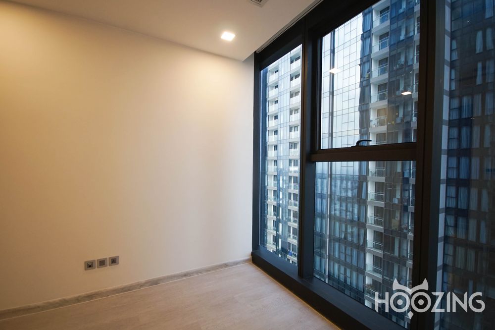 2 rooms Office in District 1, Ho Chi Minh, Vietnam No. 23023