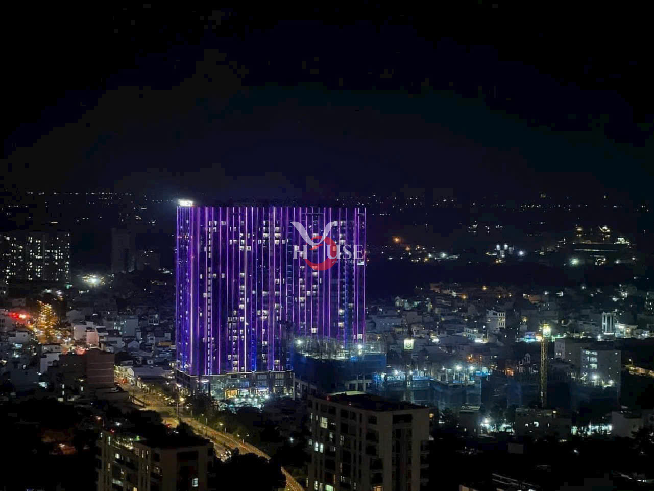 2 bedrooms Apartment in Ho Chi Minh, Vietnam No. 30423