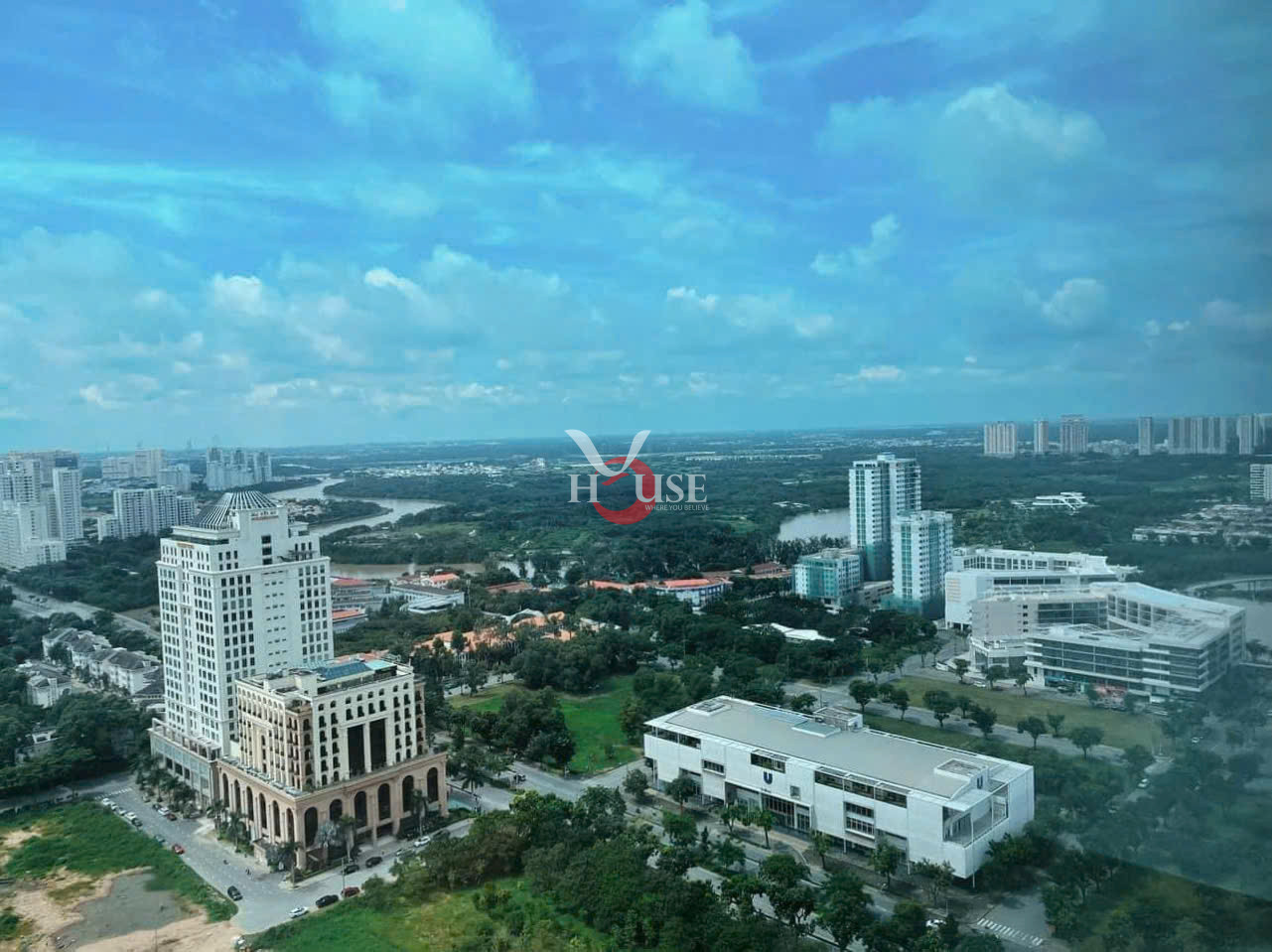 2 bedrooms Apartment in Ho Chi Minh, Vietnam No. 30423
