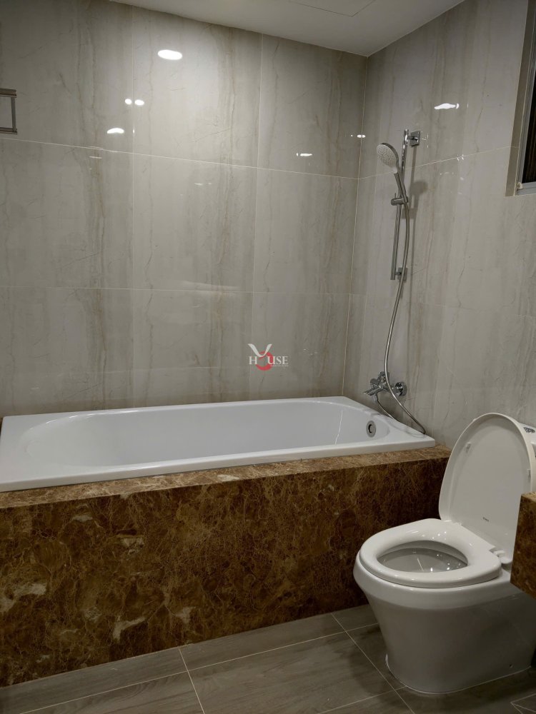 3 bedrooms Apartment in Ho Chi Minh, Vietnam No. 31777