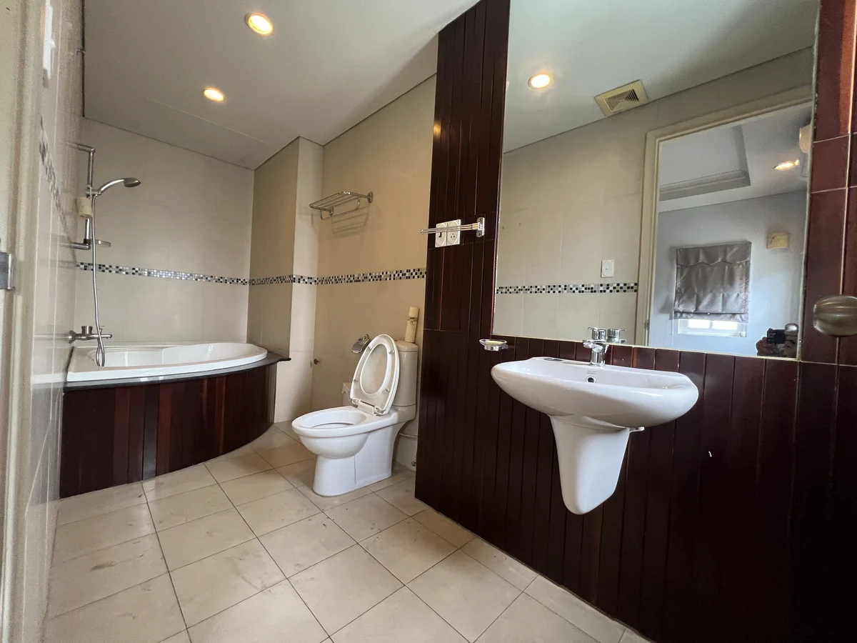 5 bedrooms House in Thu Duc, Ho Chi Minh, Vietnam No. 31562