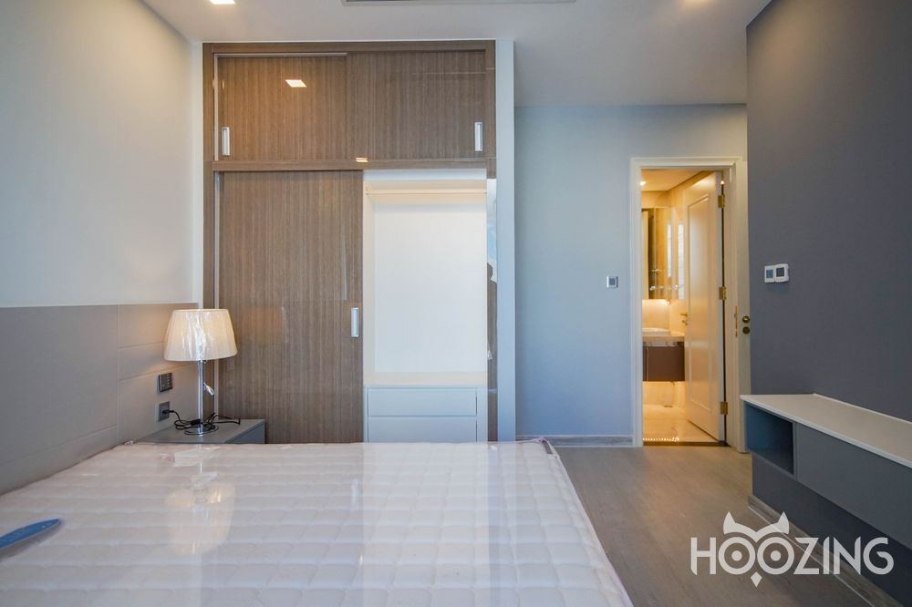 2 rooms Office in District 1, Ho Chi Minh, Vietnam No. 31000