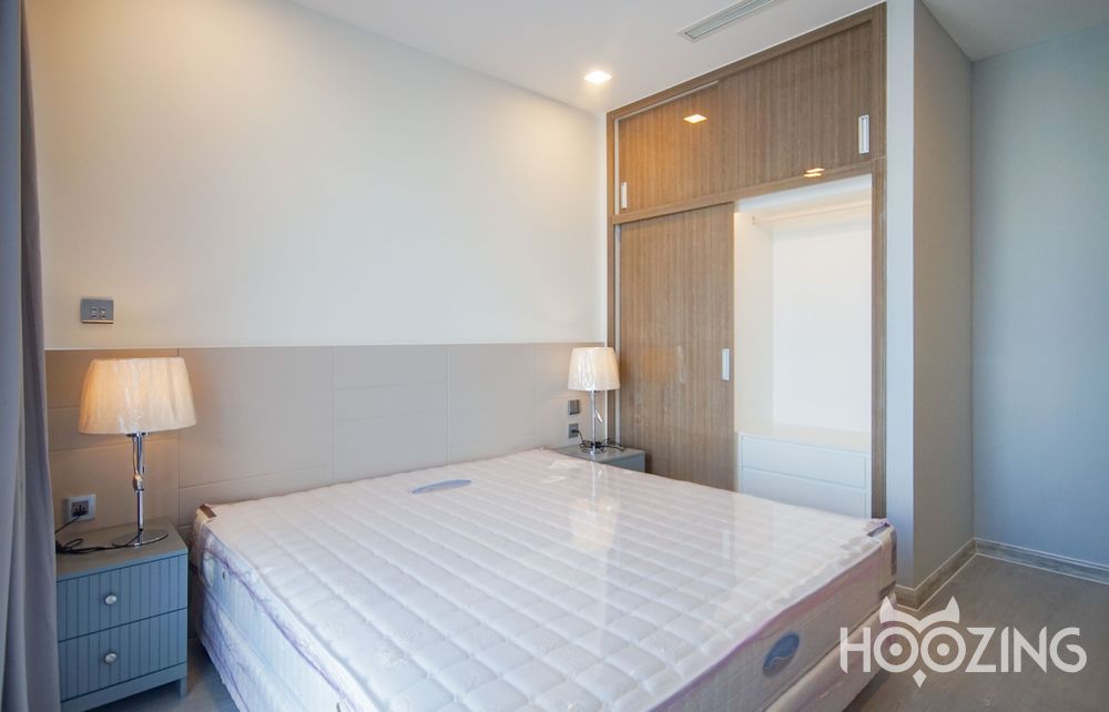 2 rooms Office in District 1, Ho Chi Minh, Vietnam No. 31000