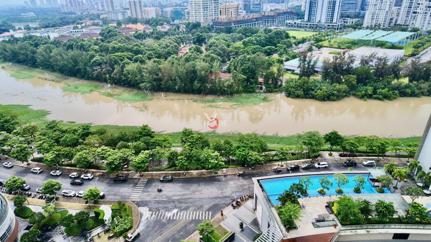 3 bedrooms Apartment in Ho Chi Minh, Vietnam No. 31724