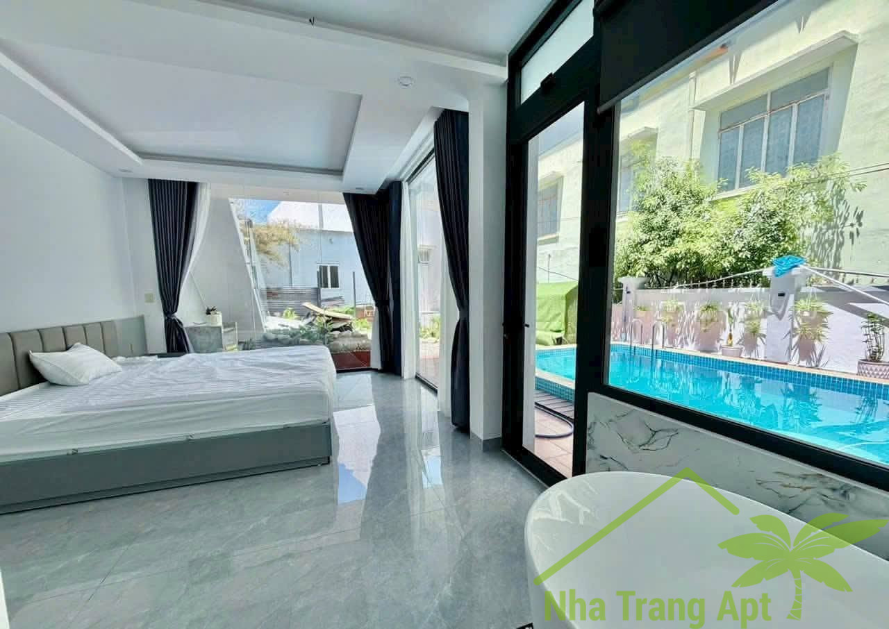8 bedrooms Villa in Nha Trang, Vietnam No. 31660