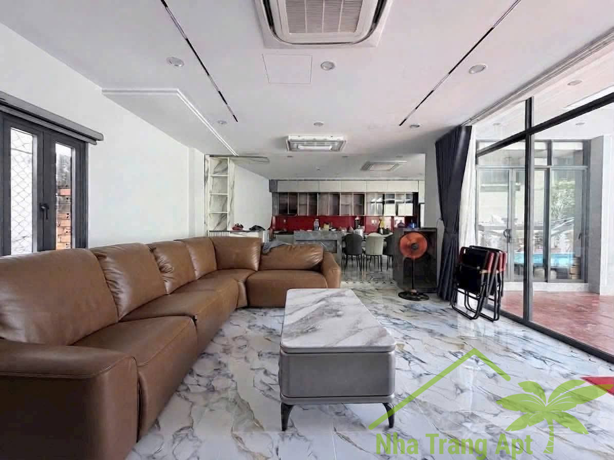 8 bedrooms Villa in Nha Trang, Vietnam No. 31660