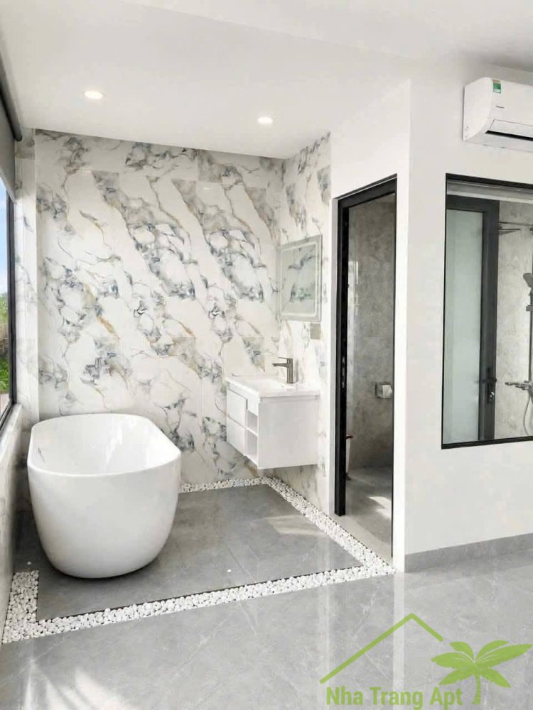 8 bedrooms Villa in Nha Trang, Vietnam No. 31660