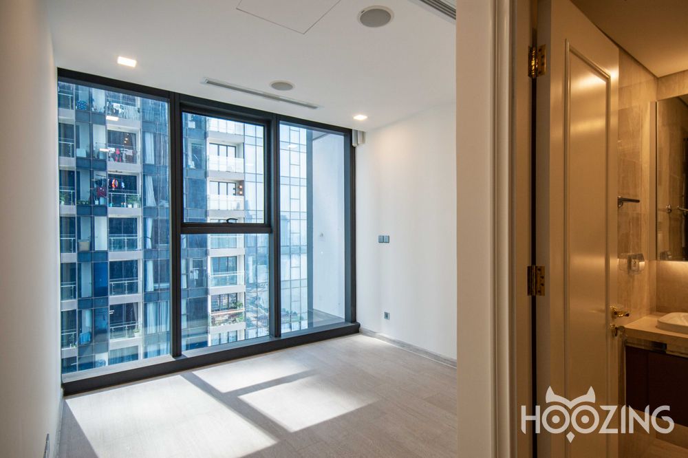2 rooms Office in District 1, Ho Chi Minh, Vietnam No. 31147