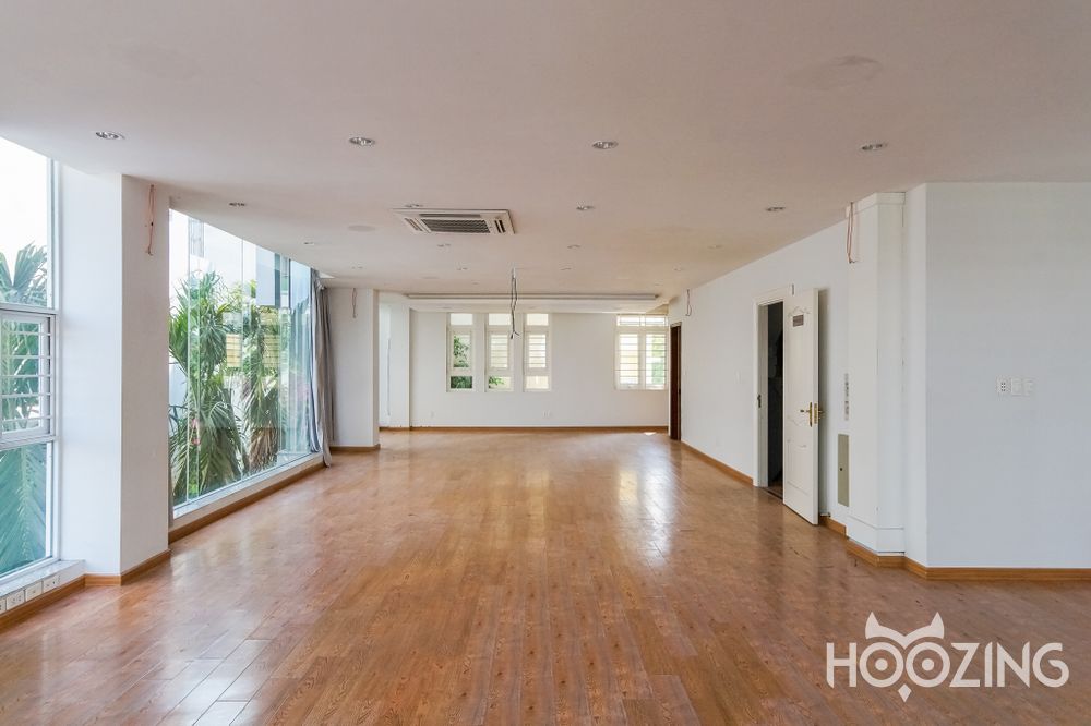 4 bedrooms Villa in Ho Chi Minh, Vietnam No. 31764