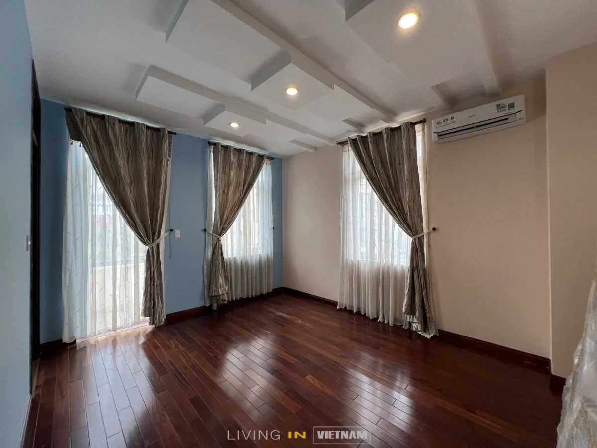 5 bedrooms Villa in Thu Duc, Ho Chi Minh, Vietnam No. 31542