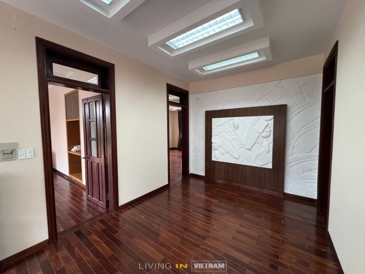 5 bedrooms Villa in Thu Duc, Ho Chi Minh, Vietnam No. 31542