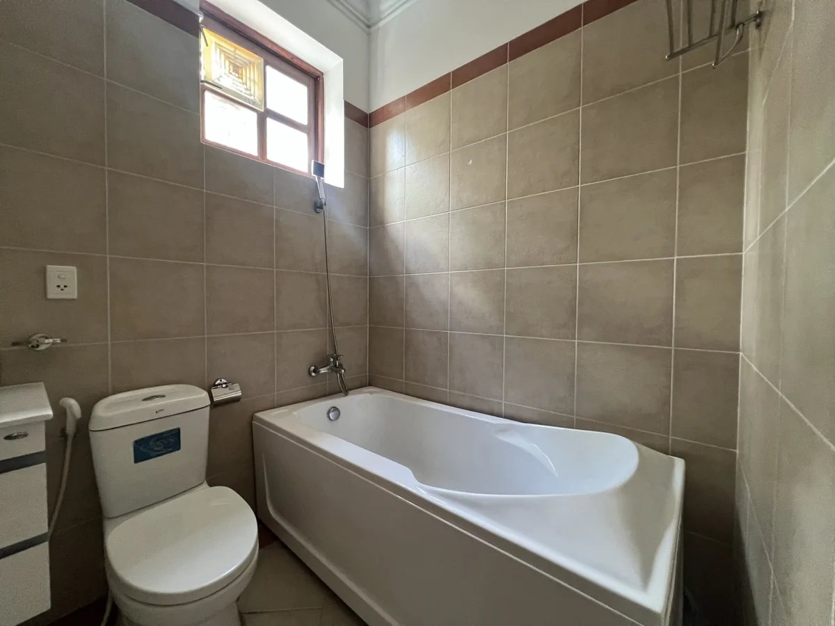 5 bedrooms House in Thu Duc, Ho Chi Minh, Vietnam No. 31555