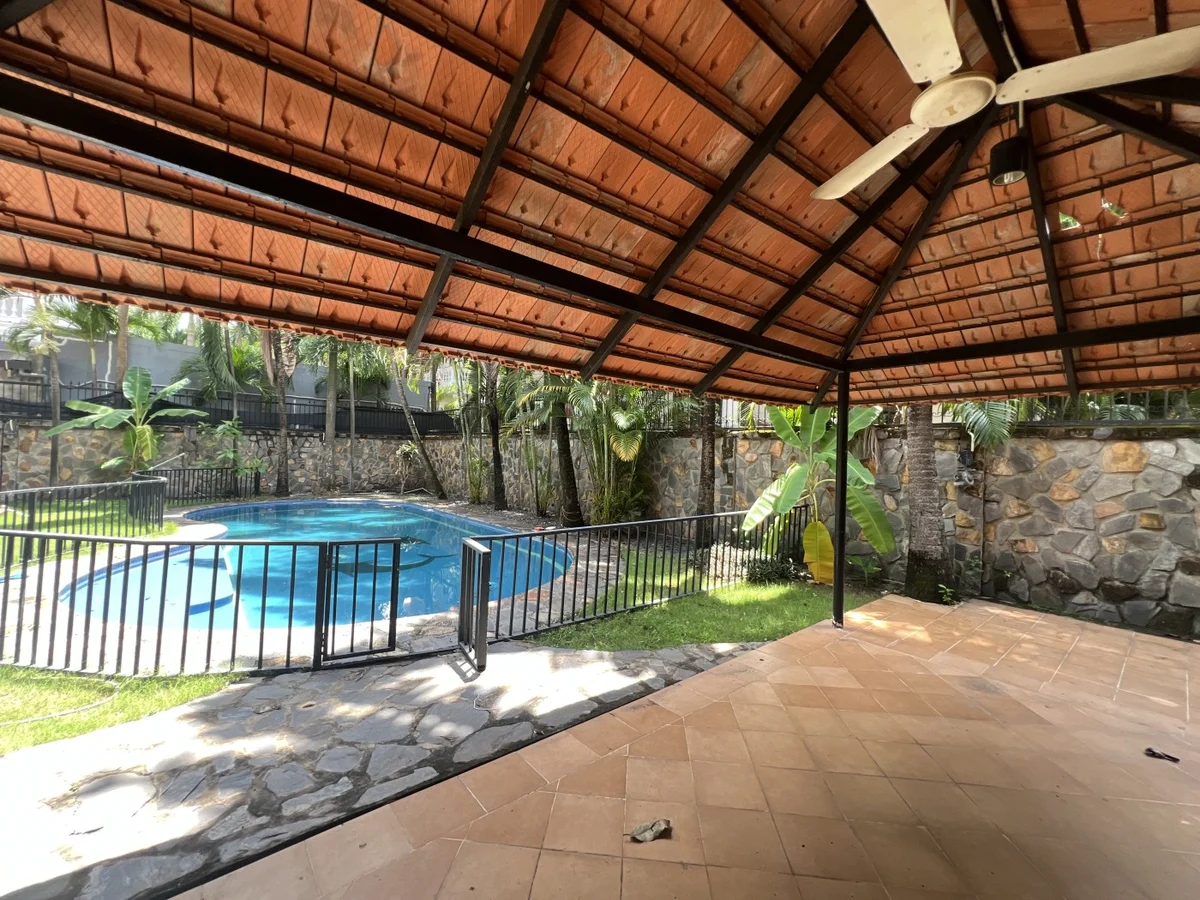 5 bedrooms House in Thu Duc, Ho Chi Minh, Vietnam No. 31555