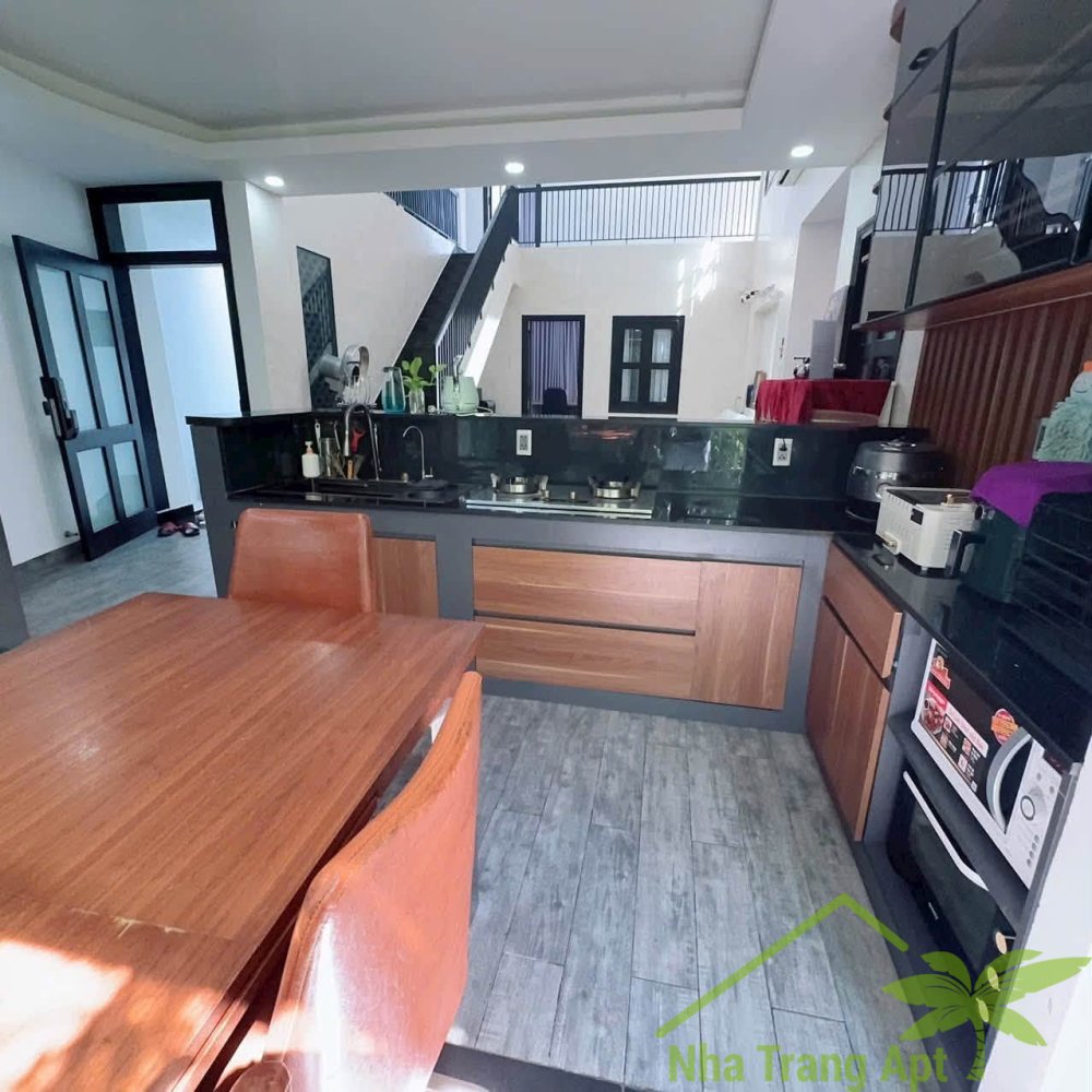 4 bedrooms House in Nha Trang, Vietnam No. 31653