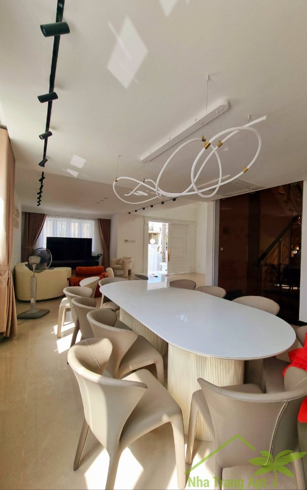 5 bedrooms Villa in Nha Trang, Vietnam No. 31652