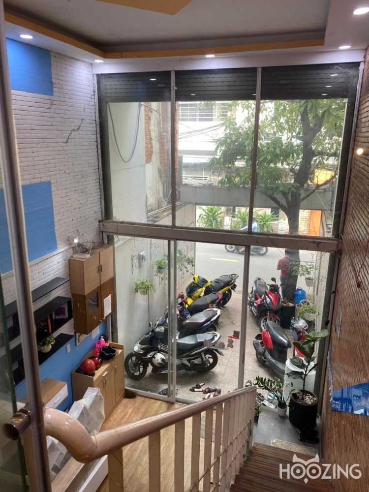 5 bedrooms House in Phu Nhuan, Ho Chi Minh, Vietnam No. 31365