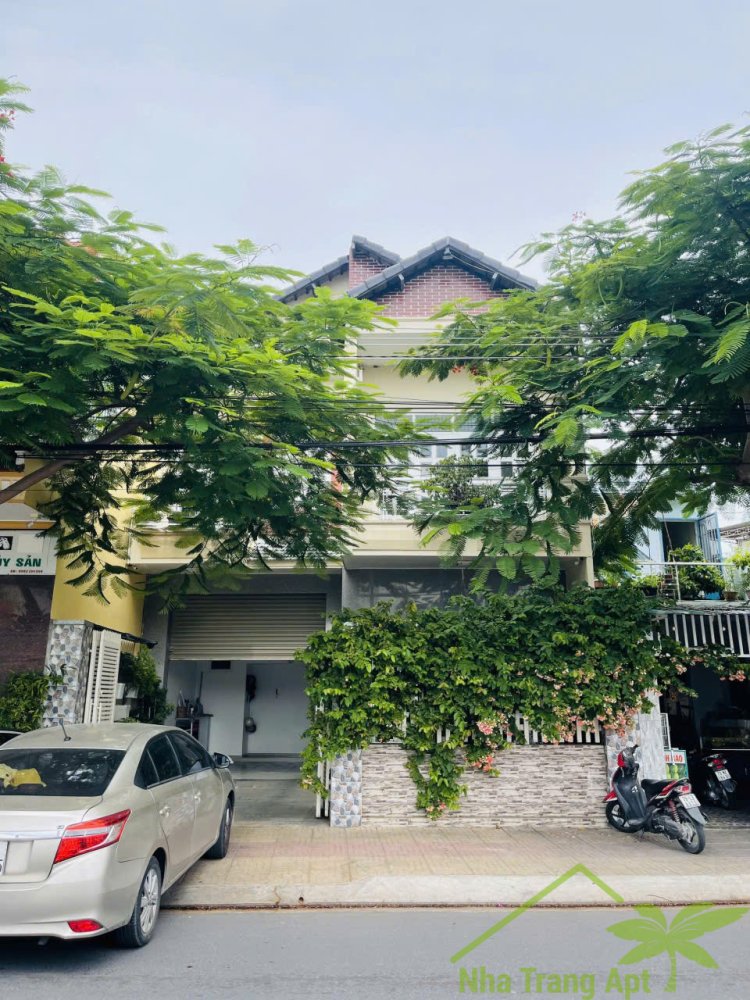 4 bedrooms House in Nha Trang, Vietnam No. 31621
