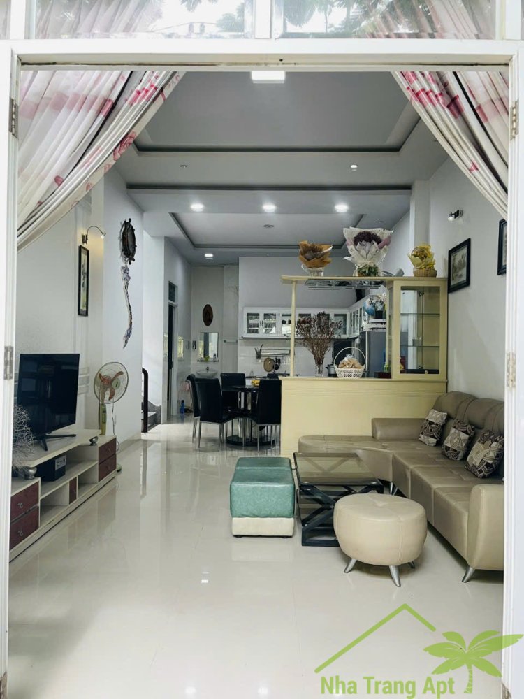 4 bedrooms House in Nha Trang, Vietnam No. 31621
