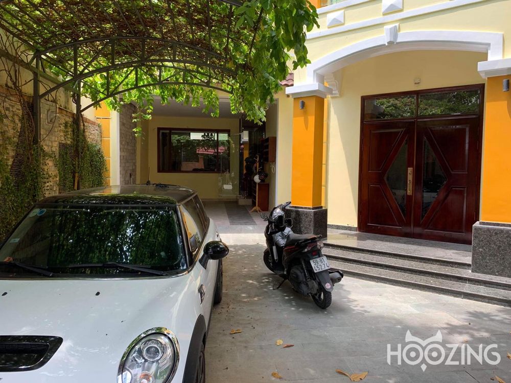 4 bedrooms Villa in Ho Chi Minh, Vietnam No. 31763