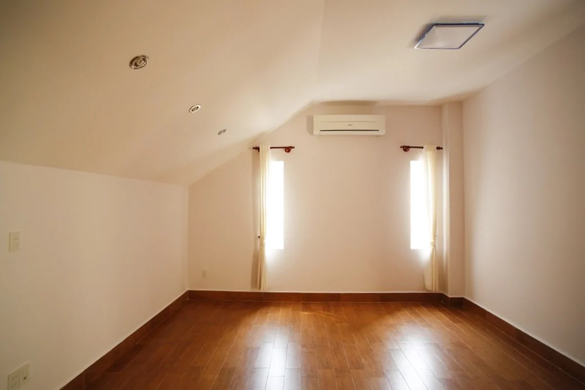 4 bedrooms House in Thu Duc, Ho Chi Minh, Vietnam No. 31488