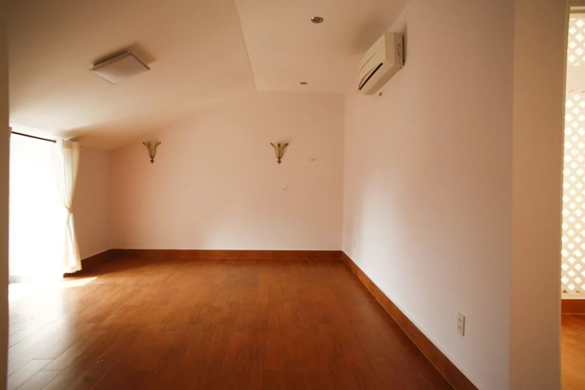 4 bedrooms House in Thu Duc, Ho Chi Minh, Vietnam No. 31488