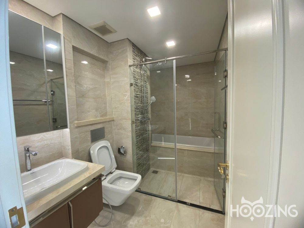 Квартира с 3 спальнями в Район 1, Хошимин, Вьетнам № 31275