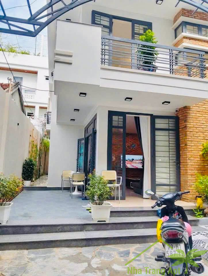 3 bedrooms House in Nha Trang, Vietnam No. 31610