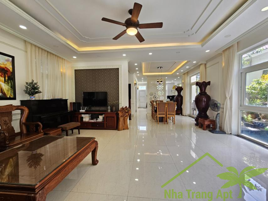4 bedrooms Villa in Nha Trang, Vietnam No. 31604