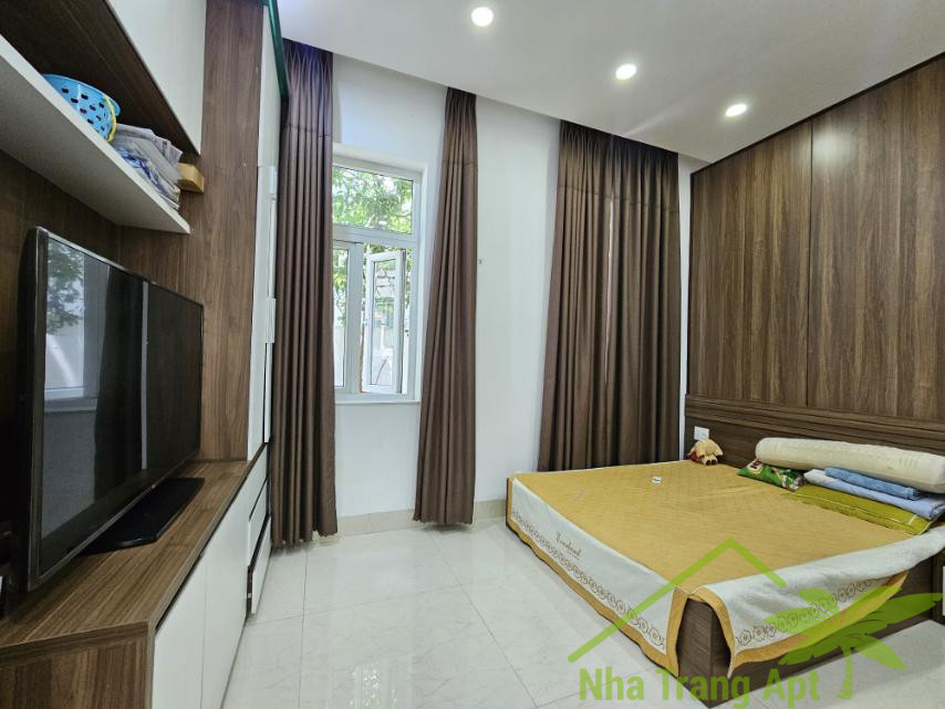 4 bedrooms Villa in Nha Trang, Vietnam No. 31604