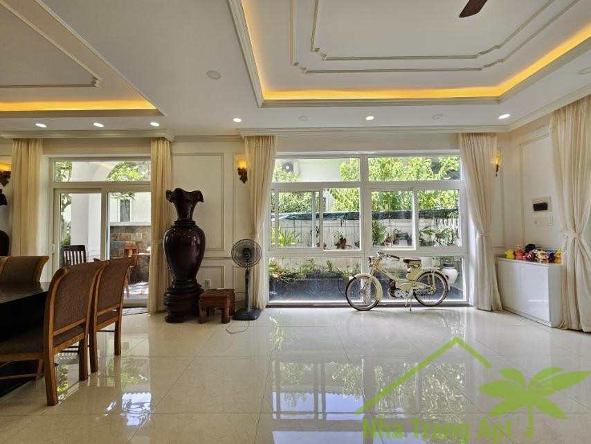 4 bedrooms Villa in Nha Trang, Vietnam No. 31604