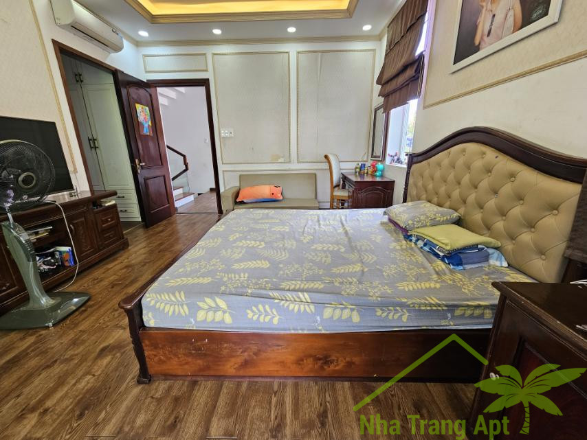 4 bedrooms Villa in Nha Trang, Vietnam No. 31604