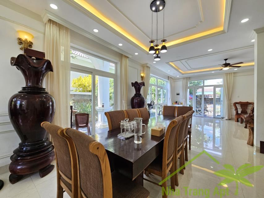 4 bedrooms Villa in Nha Trang, Vietnam No. 31604