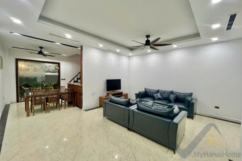 5 bedrooms Villa in Long Bien, Ha Noi, Vietnam No. 31730