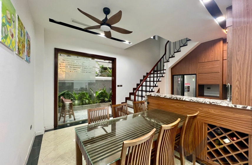 5 bedrooms Villa in Long Bien, Ha Noi, Vietnam No. 31730