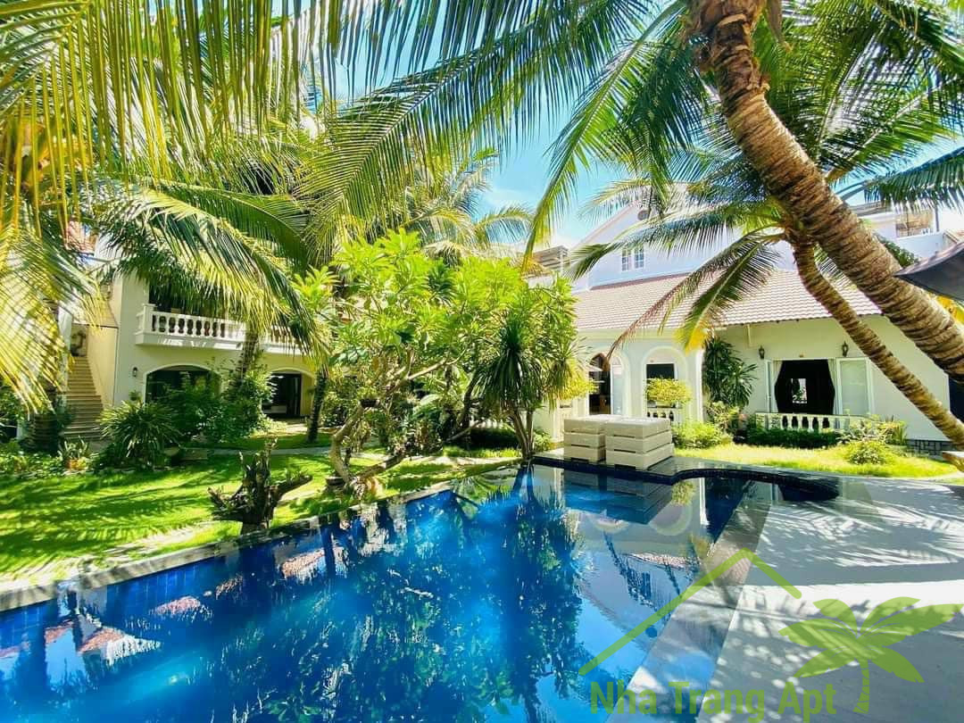 25 bedrooms Villa in Nha Trang, Vietnam No. 31600