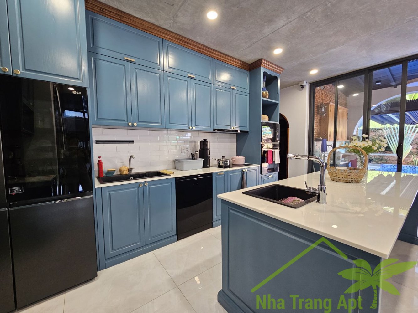 4 bedrooms Villa in Nha Trang, Vietnam No. 31683