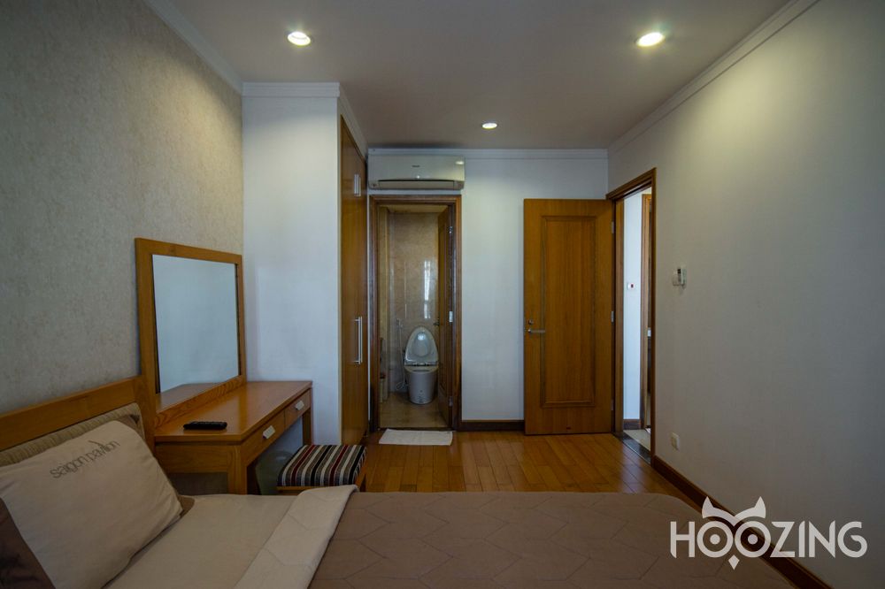 3 bedrooms Apartment in District 3, Ho Chi Minh, Vietnam No. 31422