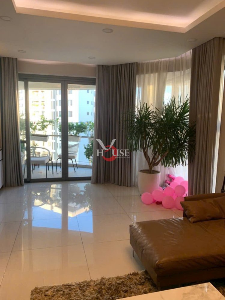 130m2 Apartment in Ho Chi Minh, Vietnam No. 31771
