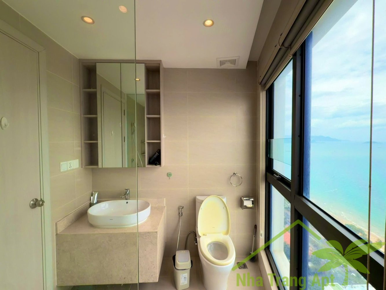2 bedrooms Apartment in Nha Trang, Vietnam No. 31657