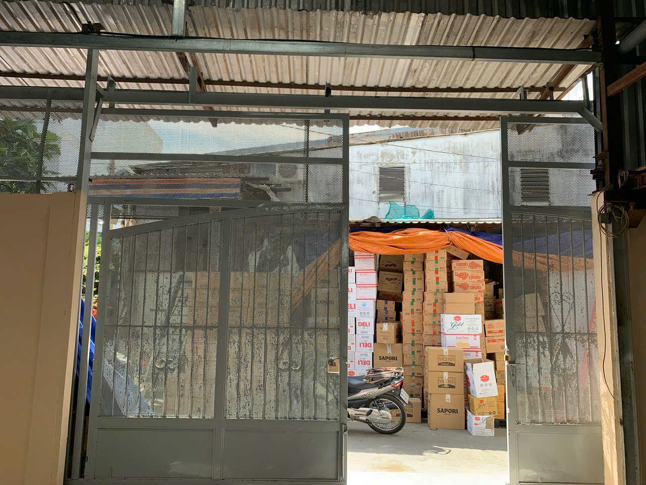 28001500m2 Land in District 7, Ho Chi Minh, Vietnam No. 31732